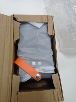 8303048-large-review-poverbank-100000mah.webp